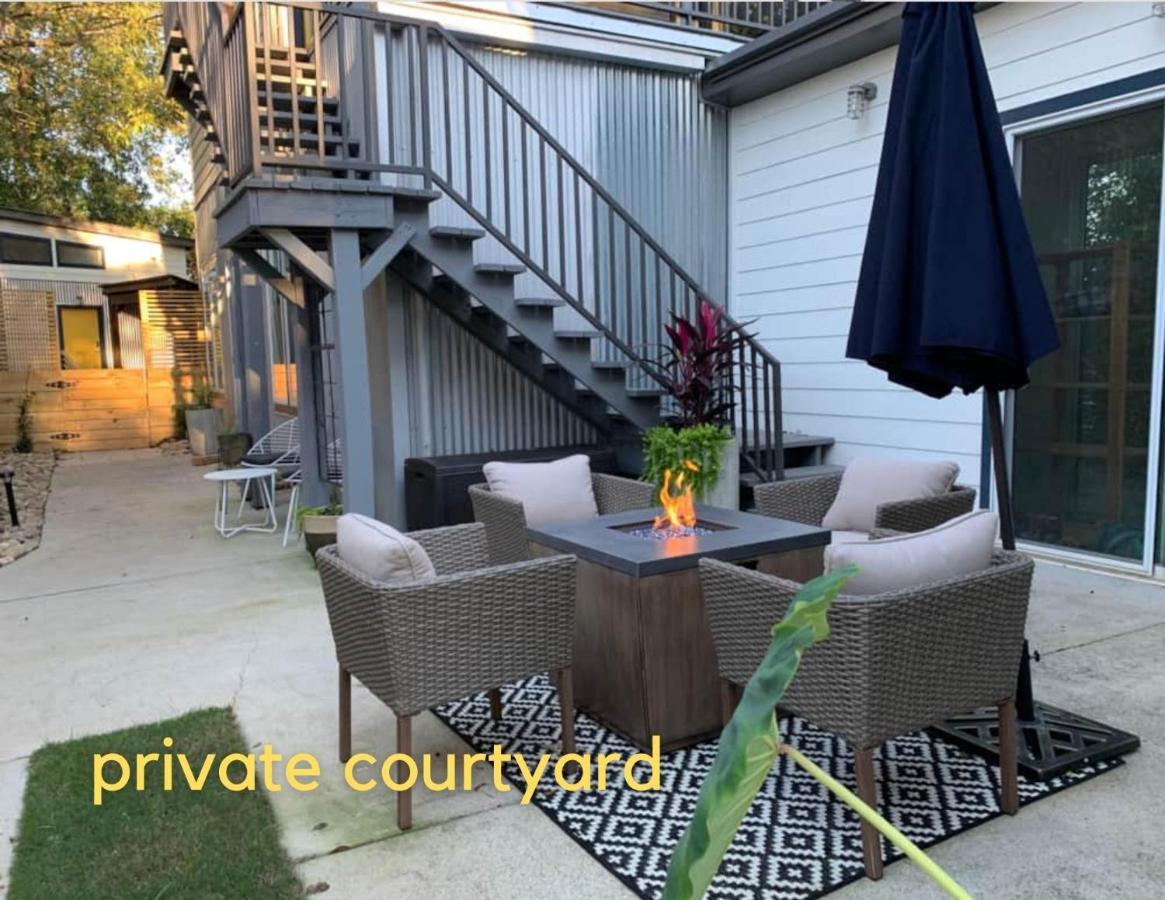 Normalbnb - 2 Blocks From Restaurants, Bars, Hospital Athens Eksteriør billede